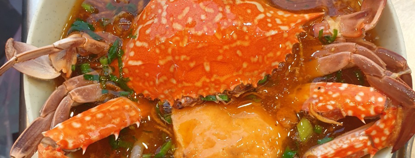 Bánh canh ghẹ nguyên con